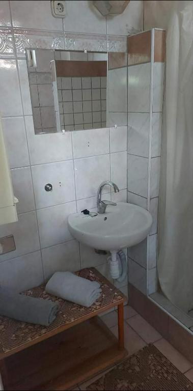 Badacsony Hostel Бадачоньтомай Экстерьер фото