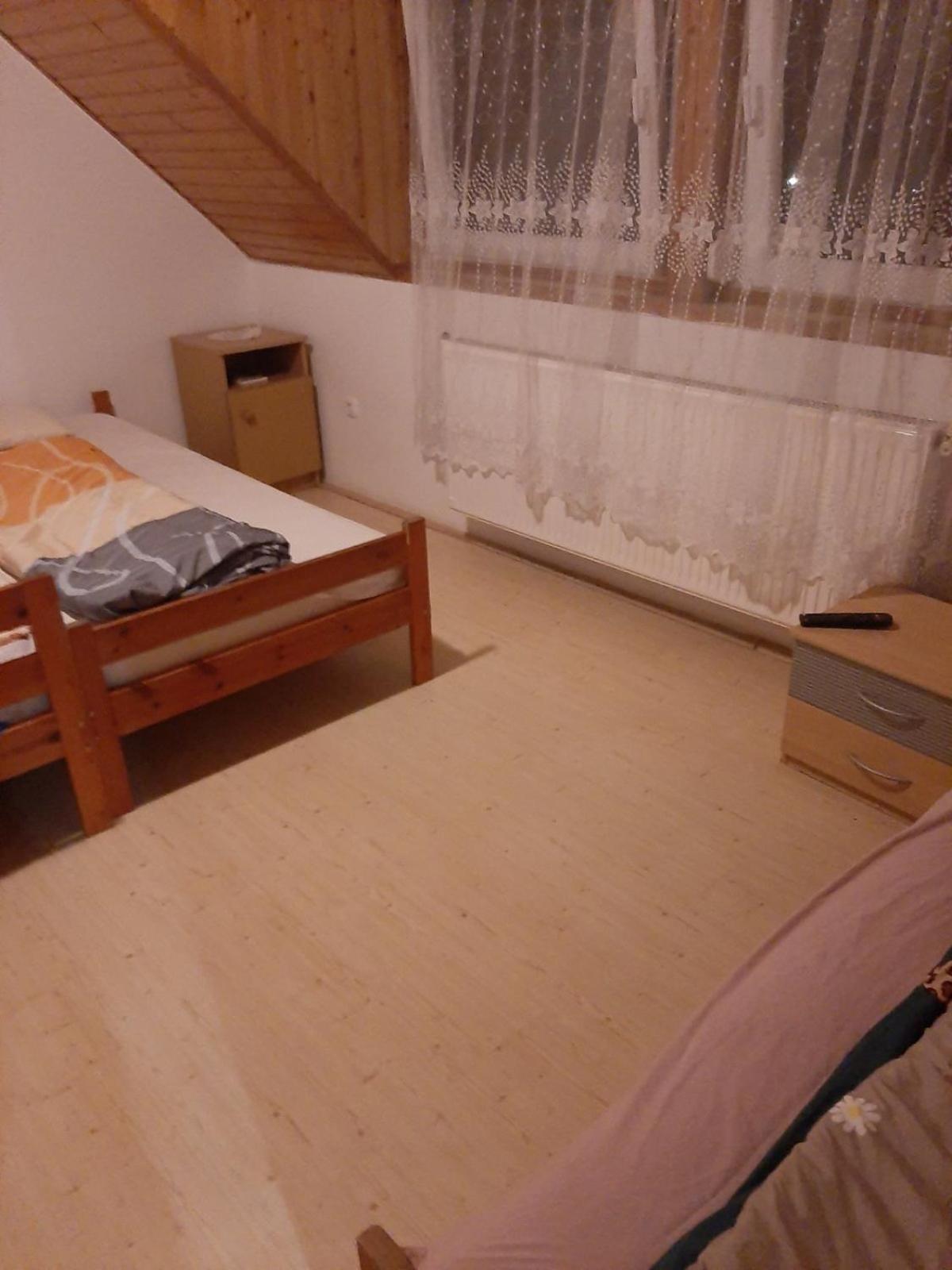 Badacsony Hostel Бадачоньтомай Экстерьер фото